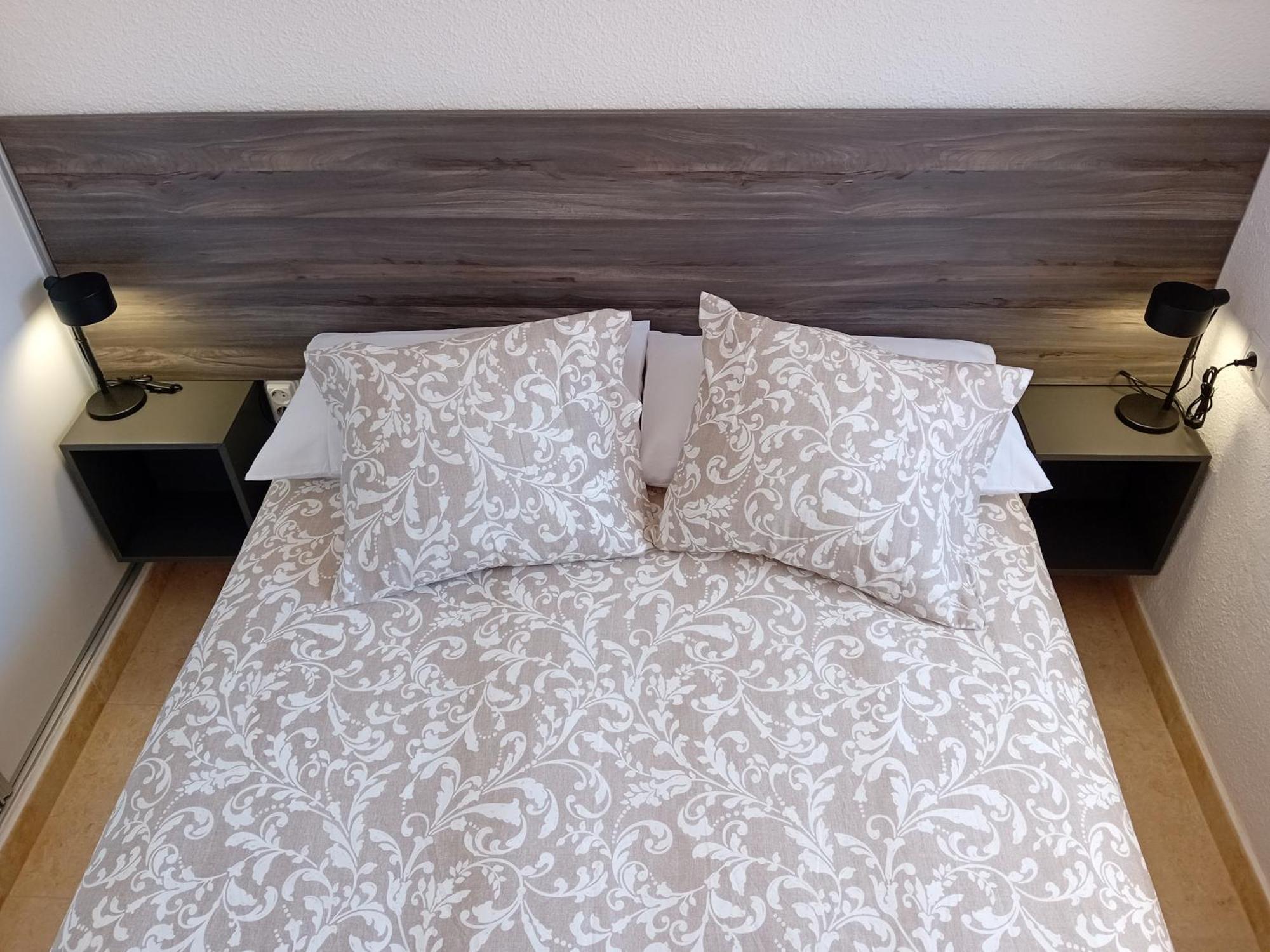 Versalles Beach Apartament 푸엔히롤라 외부 사진